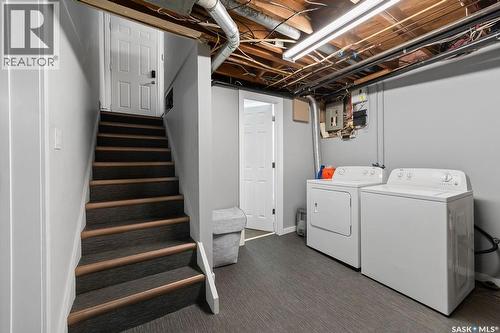 5309 1St Avenue, Regina, SK - Indoor Photo Showing Laundry Room