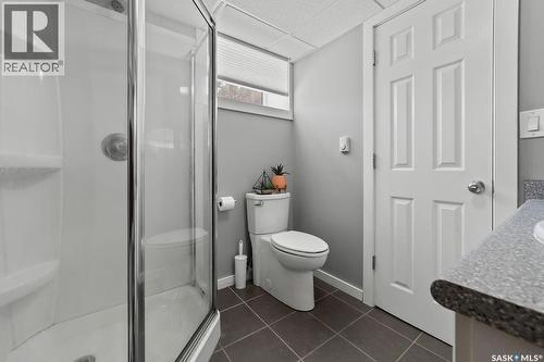 5309 1St Avenue, Regina, SK - Indoor Photo Showing Bathroom