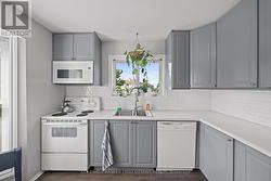 Loads of Upper and Lower Cabinets - 