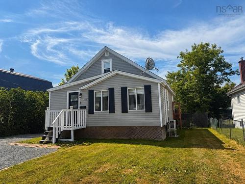 364 Queen Street  Truro, NS B2N 2C3