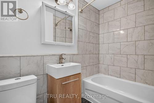 45 Bell Street N, Ottawa, ON - Indoor Photo Showing Bathroom