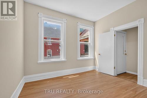 45 Bell Street N, Ottawa, ON - Indoor Photo Showing Other Room