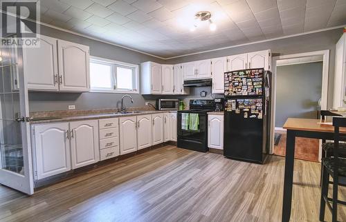 37 Main Road, Riverhead, NL - Indoor Photo Showing Kitchen