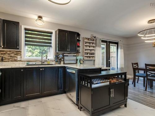 156 Hemlock Drive, Elmsdale, NS - Indoor Photo Showing Kitchen