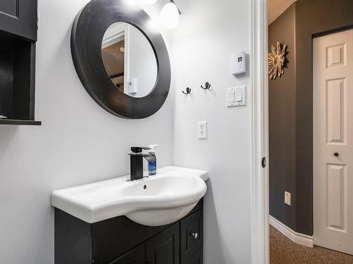 156 Hemlock Drive, Elmsdale, NS - Indoor Photo Showing Bathroom