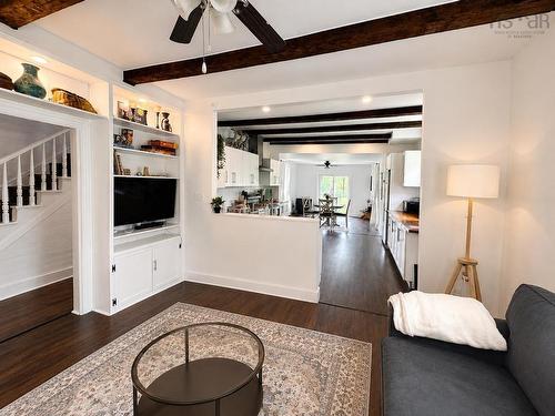14 River Street, Eureka, NS - Indoor