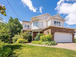 28 Rockhaven Court  Cole Harbour, NS B2V 2W3