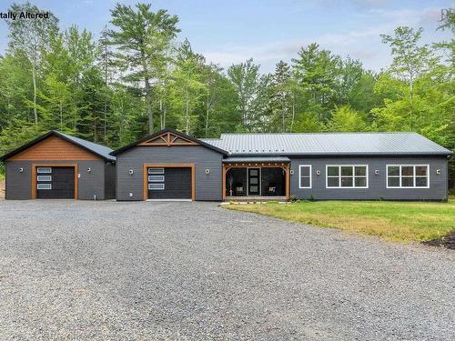 6718 Highway 1, Coldbrook, NS - Outdoor