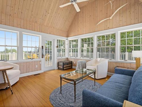 20 Fredas Point Extension, Chester, NS - Indoor Photo Showing Living Room