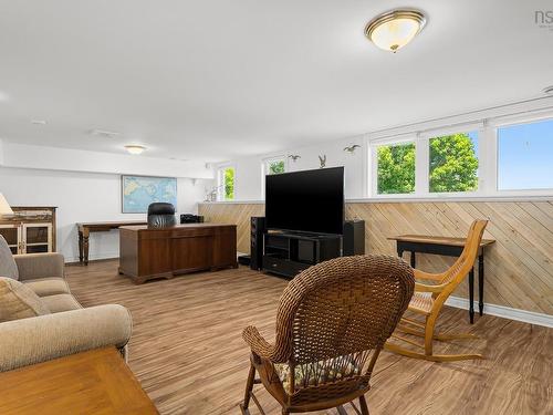 20 Fredas Point Extension, Chester, NS - Indoor Photo Showing Living Room