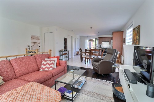 Salon - 641 Rue Taschereau E., Rouyn-Noranda, QC - Indoor Photo Showing Living Room