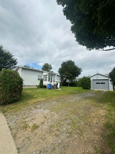 Cour - 1530 5E Avenue, Shawinigan, QC - Outdoor