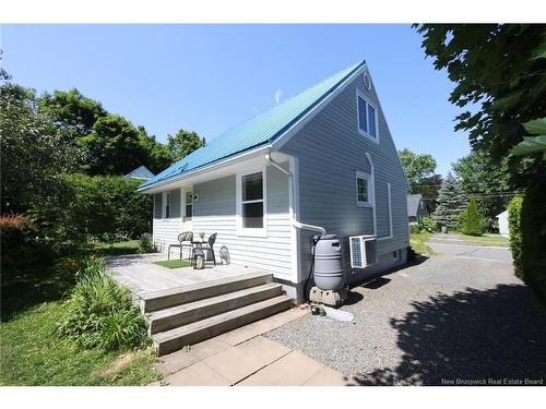 616 Palmer St, Fredericton, NB 