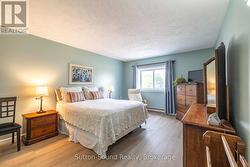 Large Master Bedroom - 