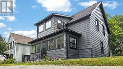 291 Ellen St - 