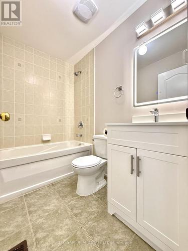 5409 Bestview Way, Mississauga, ON - Indoor Photo Showing Bathroom