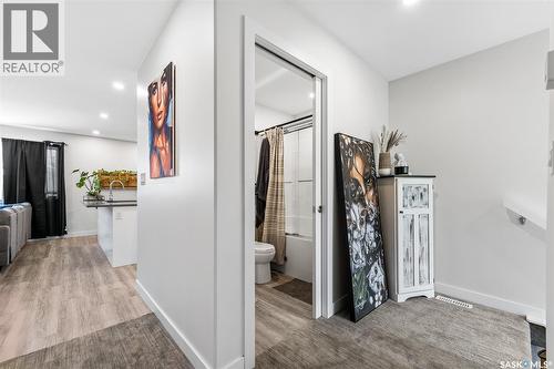 424 9Th Avenue W, Moose Jaw, SK - Indoor Photo Showing Other Room