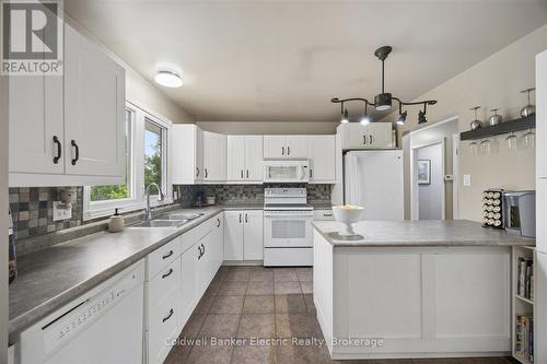 1657 4Th Line, Douro-Dummer, ON - Indoor Photo Showing Kitchen With Double Sink