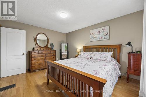 1657 4Th Line, Douro-Dummer, ON - Indoor Photo Showing Bedroom