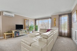Salon - 