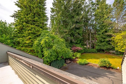 #7-570 Crescent Rd West, Qualicum Beach, BC 