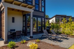 #39-1175 RESORT Dr Parksville, BC V9P 2E3