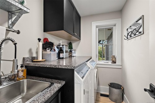 1468 Pebble Pl, Langford, BC 