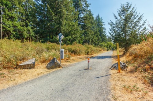 3374 Hazelwood Rd, Langford, BC 