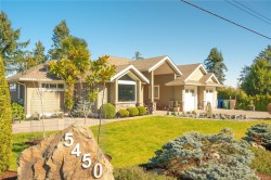 5450 Bayshore Dr Nanaimo, BC V9V 1G9