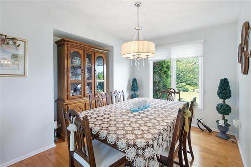 6 Parkwater Cr, Winnipeg, MB - Indoor Photo Showing Dining Room