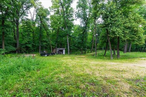 520 Christie Rd, Winnipeg, MB - Outdoor