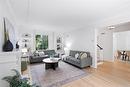 476 Ash St, Winnipeg, MB  - Indoor Photo Showing Living Room 