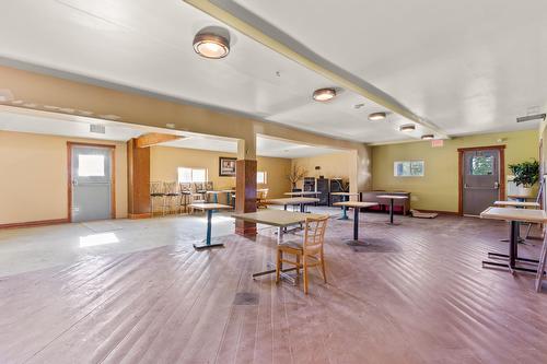 102 2 Avenue, Winfield, AB 