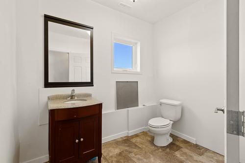 102 2 Avenue, Winfield, AB 