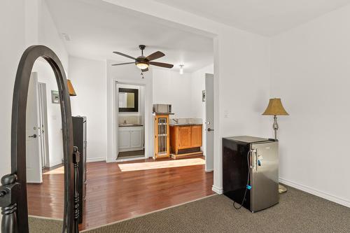 102 2 Avenue, Winfield, AB 
