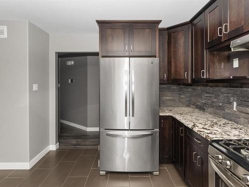 461 Longbow Street, Thunder Bay, ON - Indoor Photo Showing Kitchen