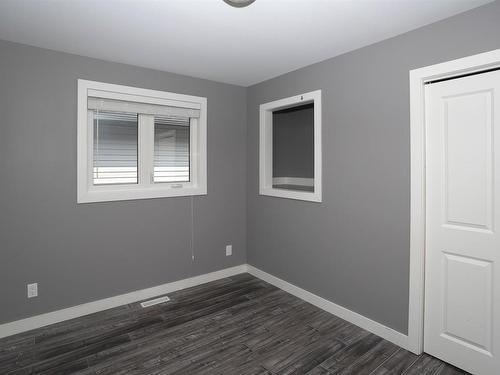 461 Longbow Street, Thunder Bay, ON - Indoor Photo Showing Other Room