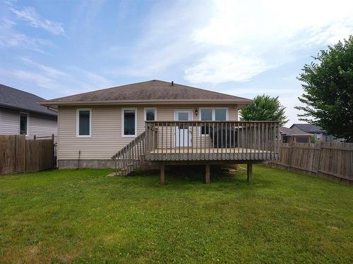 461 Longbow Street, Thunder Bay, ON - Outdoor With Deck Patio Veranda