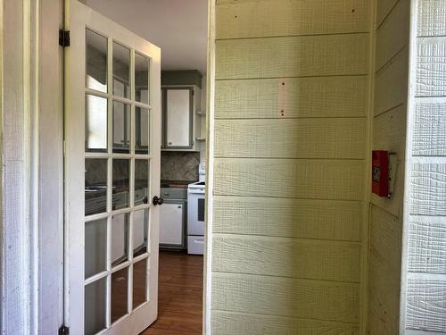 241 Syndicate Ave N, Thunder Bay, ON - Indoor