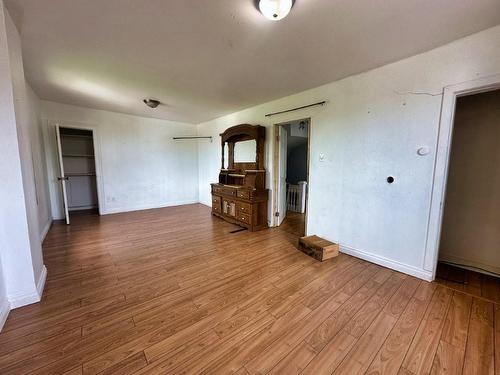 241 Syndicate Ave N, Thunder Bay, ON - Indoor