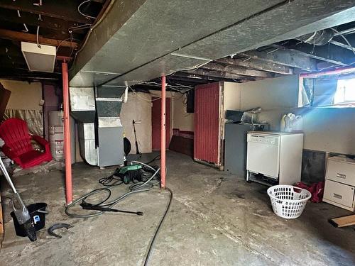 241 Syndicate Ave N, Thunder Bay, ON - Indoor Photo Showing Basement