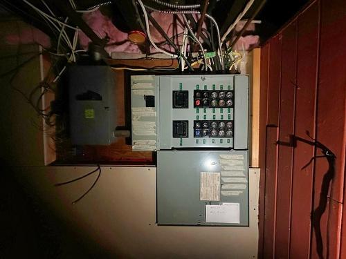 241 Syndicate Ave N, Thunder Bay, ON - Indoor Photo Showing Basement