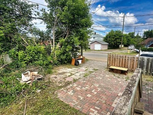 241 Syndicate Ave N, Thunder Bay, ON - Outdoor