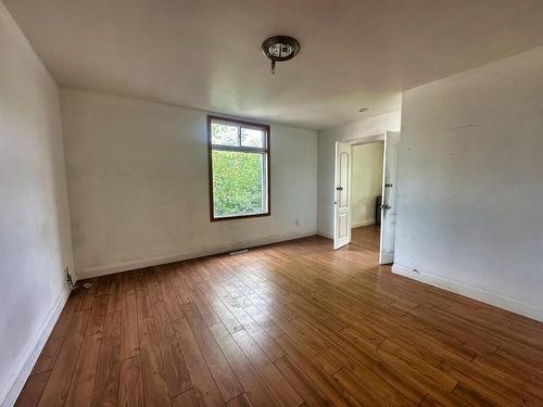 241 Syndicate Ave N, Thunder Bay, ON - Indoor Photo Showing Other Room