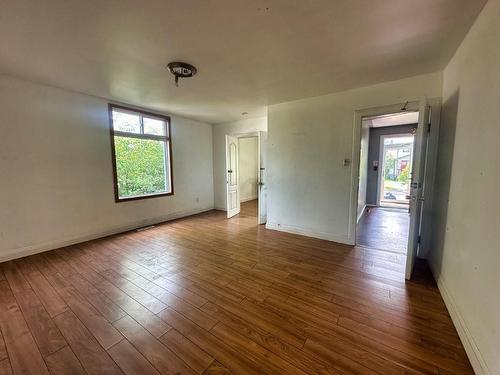 241 Syndicate Ave N, Thunder Bay, ON - Indoor