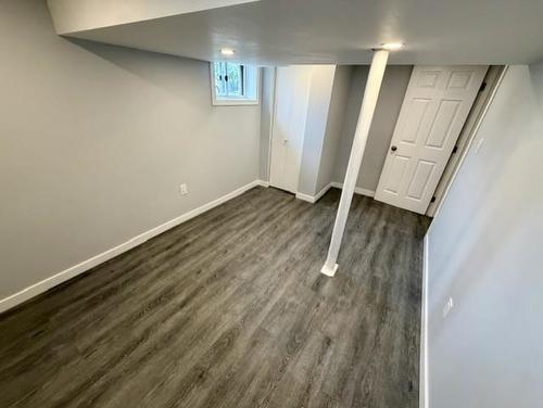 320 First Avenue, Thunder Bay, ON - Indoor Photo Showing Other Room