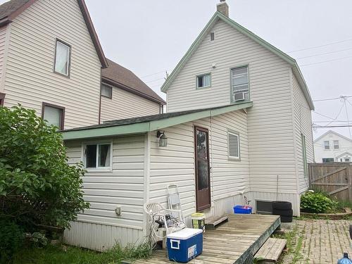 12 Machar Avenue, Thunder Bay, ON - Outdoor With Exterior