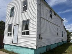204 Mackenzie Ave. W. Atikokan, ON P0T 1C0