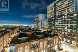 701 - 60 HONEYCRISP CRESCENT Vaughan, ON L4K 0N5