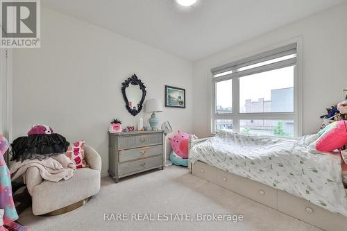 274 Skinner Road, Hamilton, ON - Indoor Photo Showing Bedroom